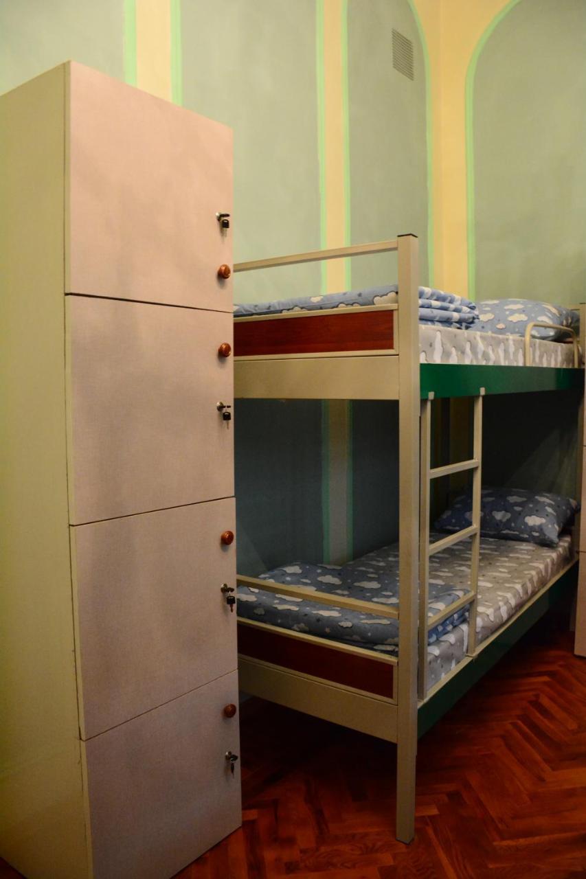 Flora Hostel Baku Eksteriør billede