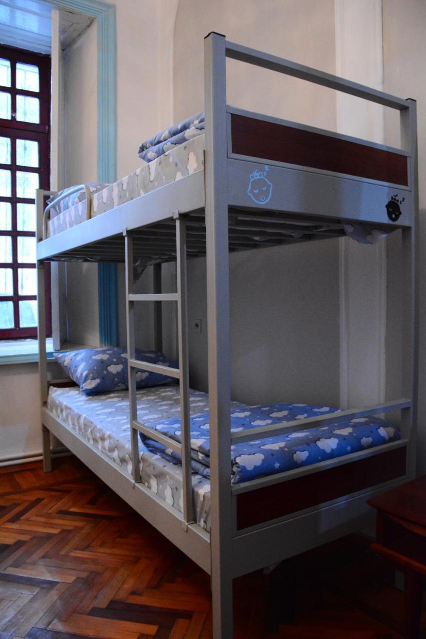 Flora Hostel Baku Eksteriør billede